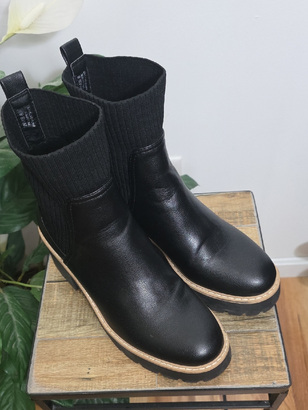 DV By Dolce Vita Black Chelsea Trooper Boots Womens 8 - Picture 8 of 8